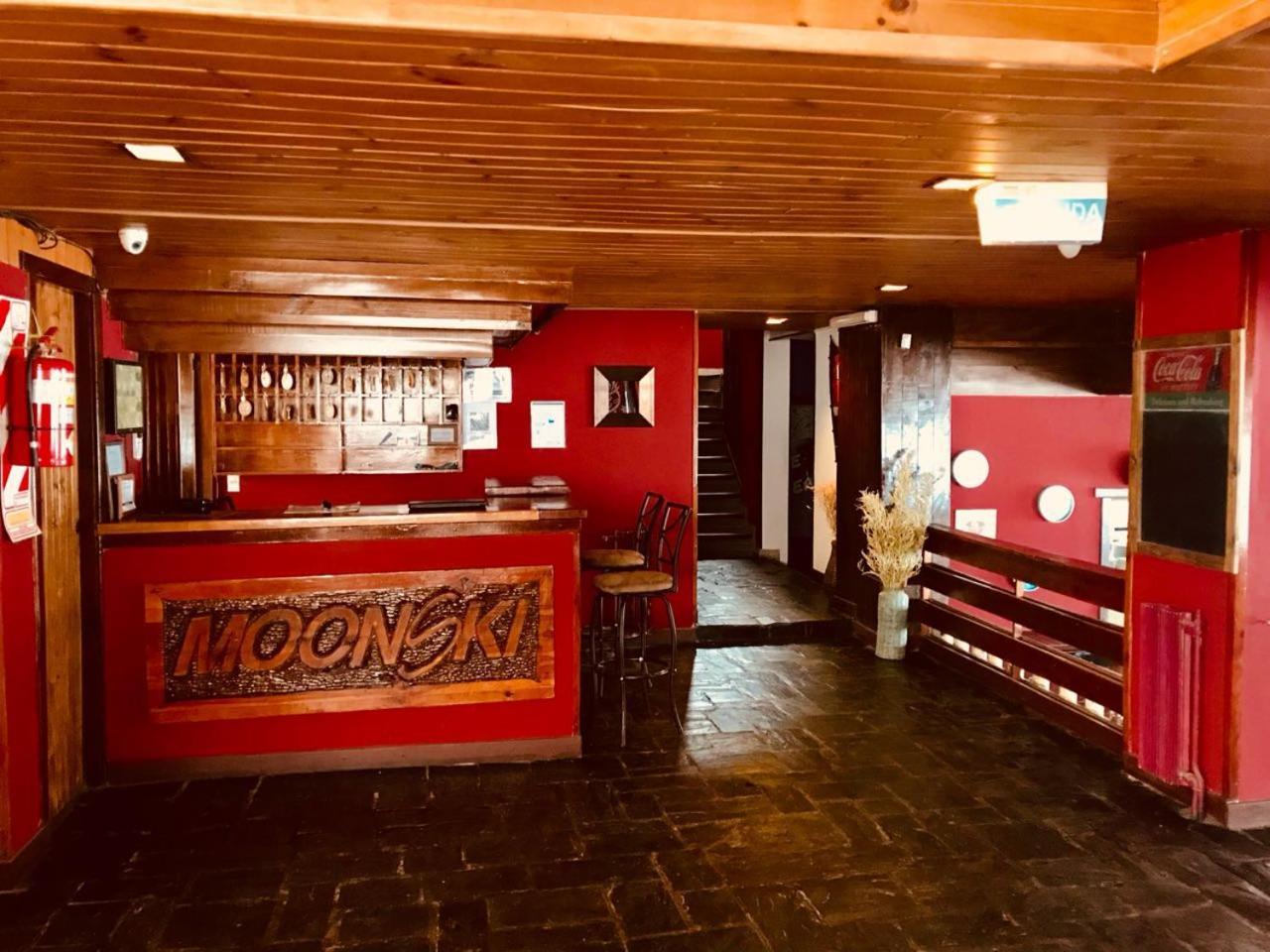 Hosteria De La Villa - Moonski Bariloche Buitenkant foto
